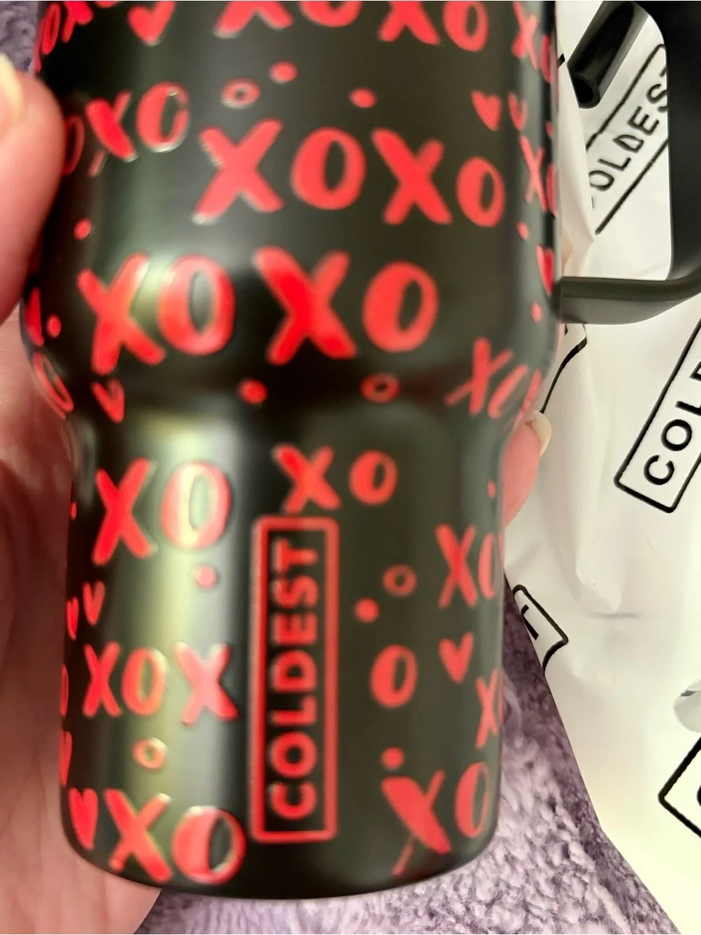 BNIB Coldest XOXO Tiny 6oz Limited Edition Insulated Water Bottle Glowie Hearts.